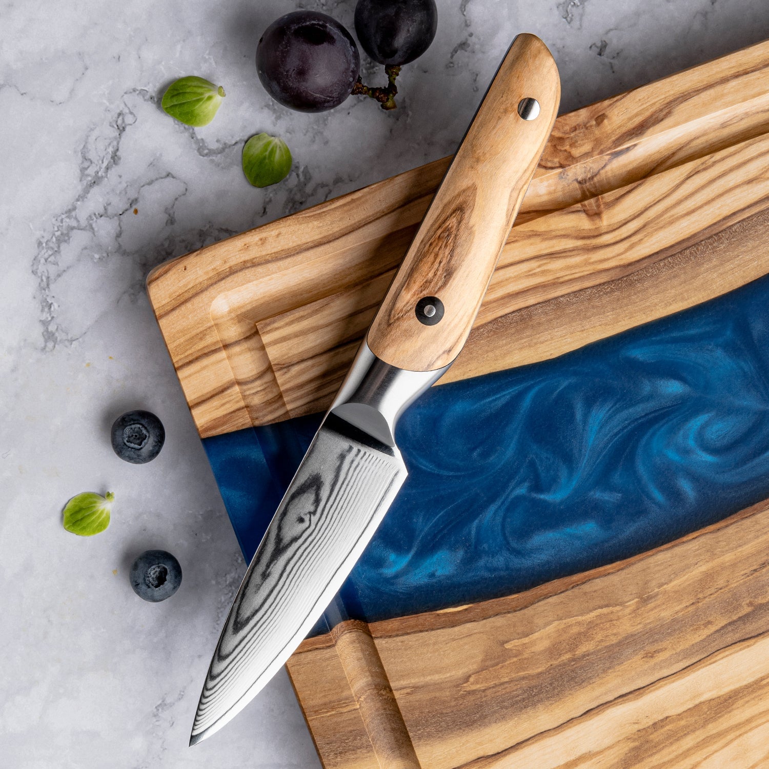 Damascus Paring Knives – Precision in the Palm of Your Hand