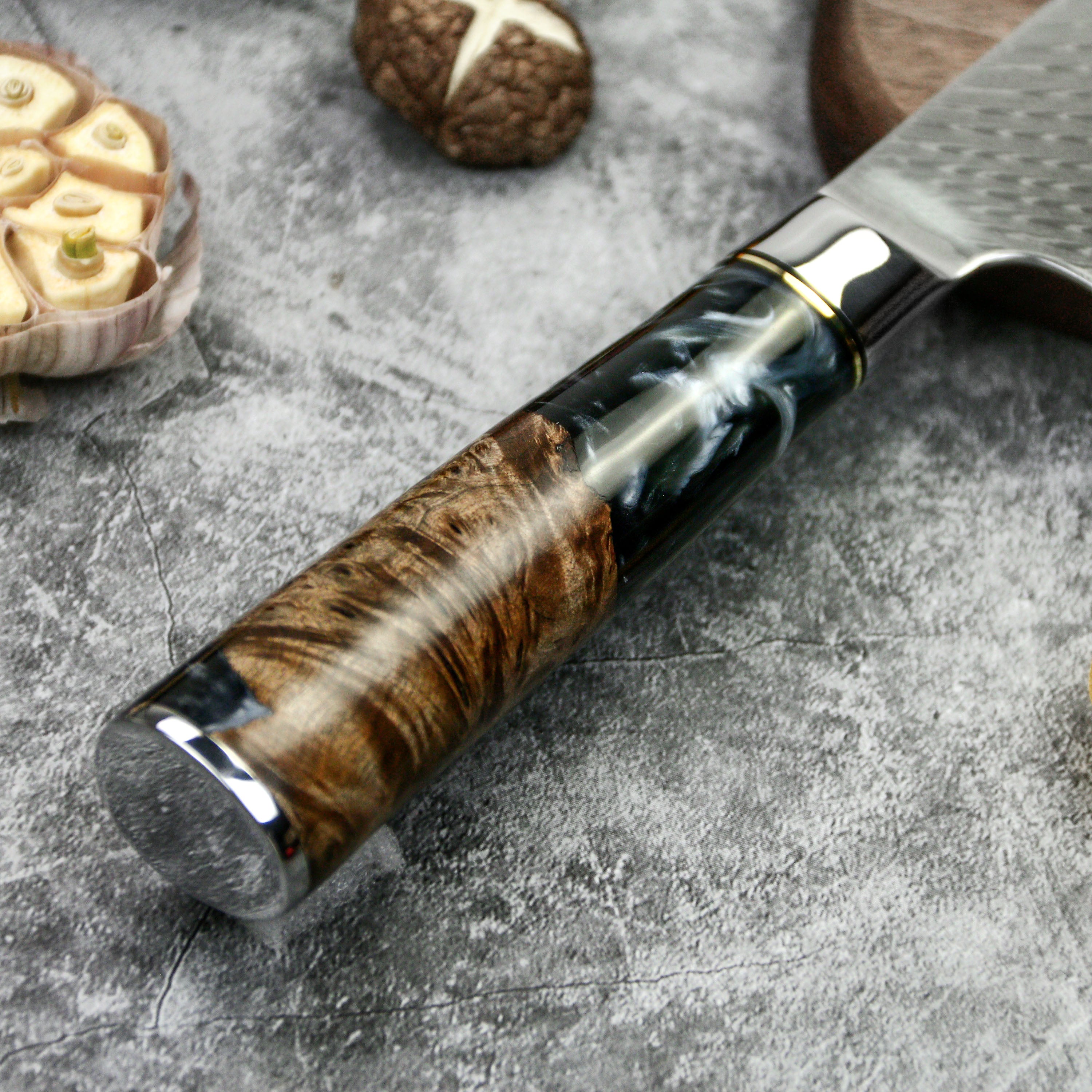 7 Inch Santoku Knife – 67-Layer Damascus Steel with Black & Blue Handle