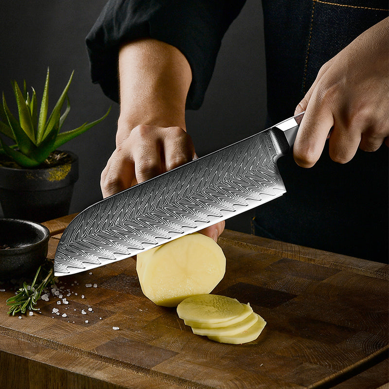Fyn 7" Damascus Santoku Knife with Rosewood Handle – Compact Power in Every Chop