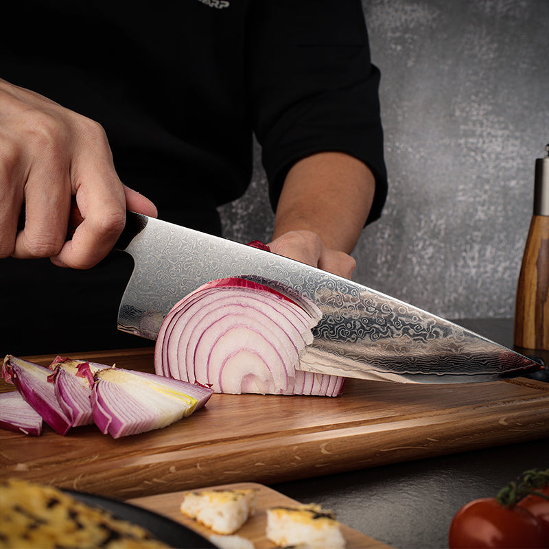 Fyn 8" Damascus Chef Knife with Sandalwood Handle – Precision Cutting Meets Timeless Craft