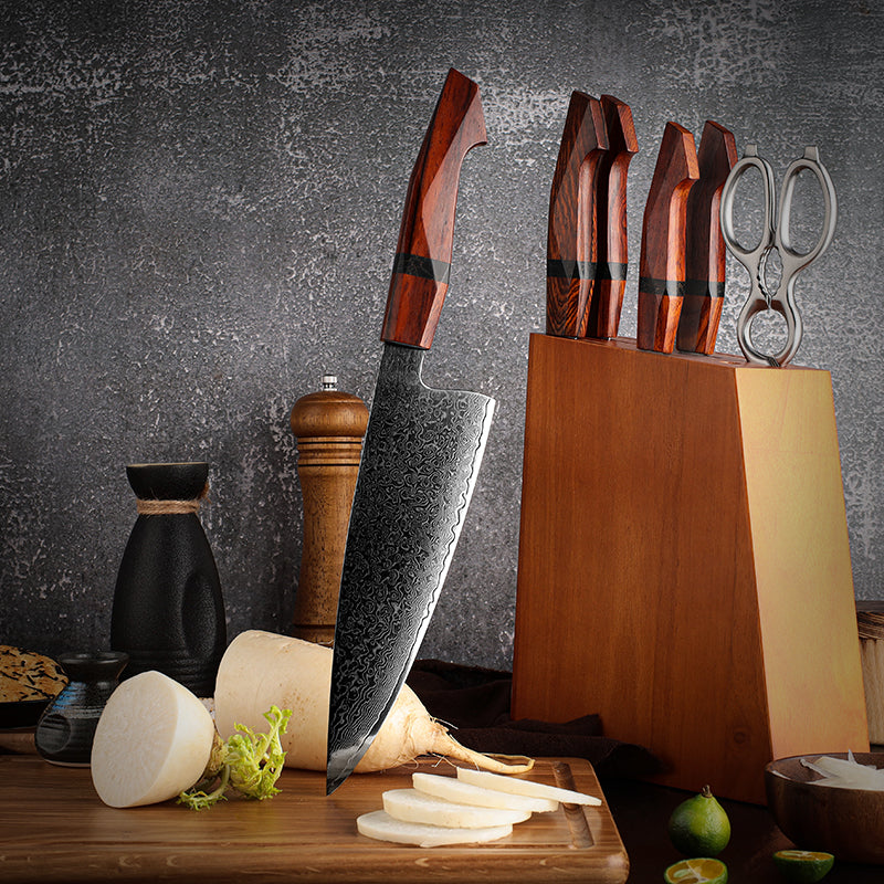 Fyn 8" Damascus Chef Knife with Sandalwood Handle – Precision Cutting Meets Timeless Craft